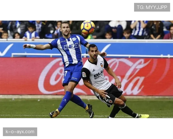 西甲新赛季战火重燃，白红荣耀再现引球迷热切期待